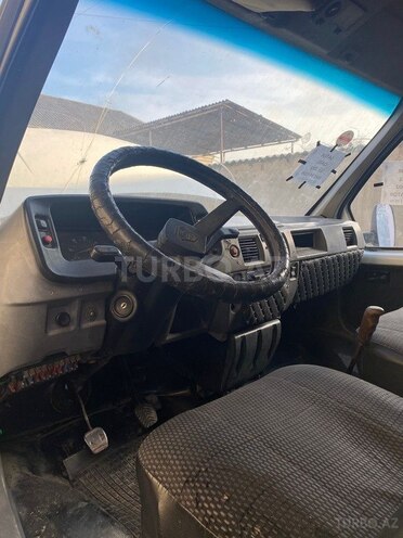 GAZ 33021 2002, 281,000 km - 2.4 l - Quba