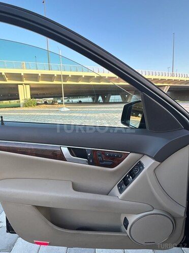 Mercedes C 250 2014, 221,000 km - 1.8 л - Bakı