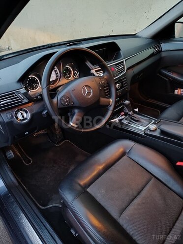 Mercedes E 200 2011, 250,000 km - 1.8 л - Bakı