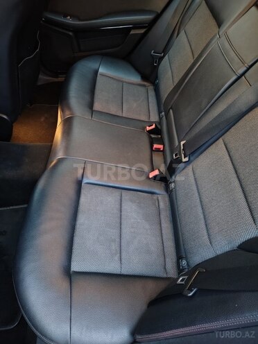 Mercedes E 200 2011, 250,000 km - 1.8 л - Bakı
