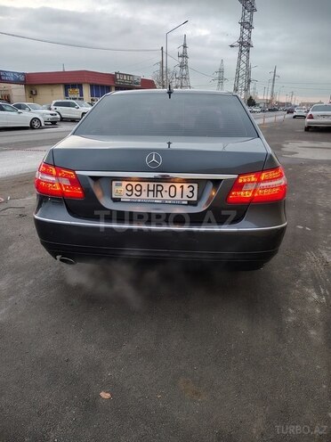 Mercedes E 200 2011, 250,000 km - 1.8 л - Bakı