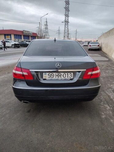 Mercedes E 200 2011, 250,000 km - 1.8 л - Bakı