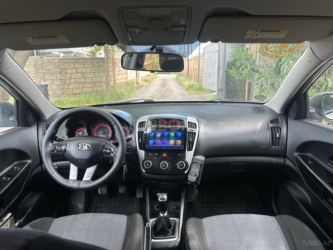 Kia  2010, 285,000 km - 1.6 l - Bakı