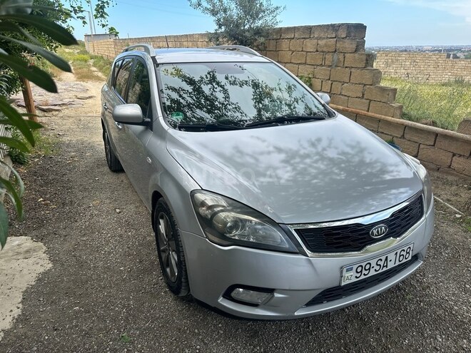 Kia  2010, 285,000 km - 1.6 l - Bakı