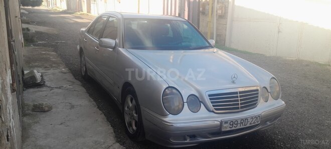 Mercedes E 220 d 2000, 299,565 km - 2.2 l - Bakı