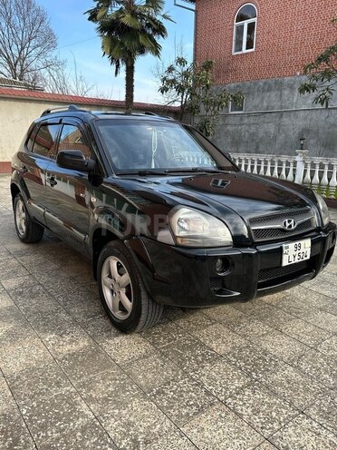 Hyundai Tucson 2008, 196,295 km - 2.0 l - Lənkəran