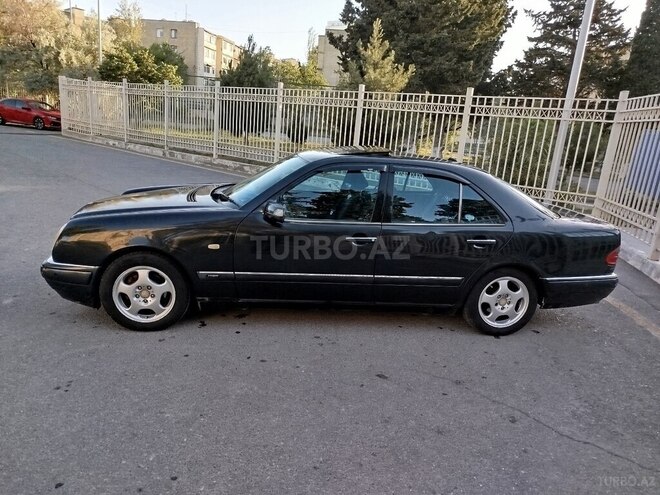 Mercedes E 240 1998, 434,000 km - 2.4 l - Bakı