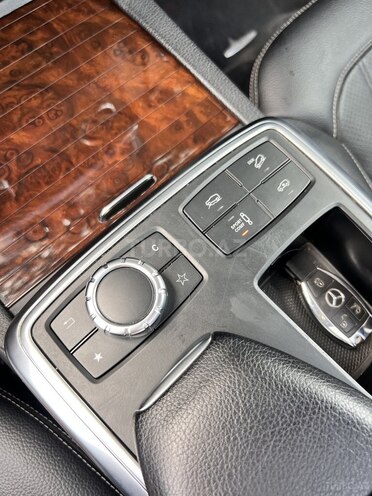 Mercedes GL 350 4MATIC 2015, 128,000 km - 3.0 l - Bakı