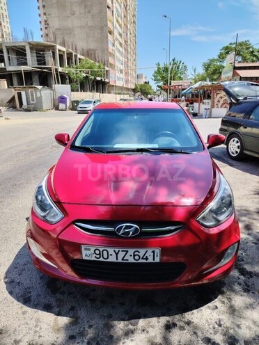 Hyundai Accent-1