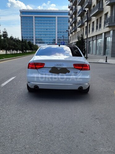 Audi A8 2013, 202,000 km - 4.0 l - Bakı