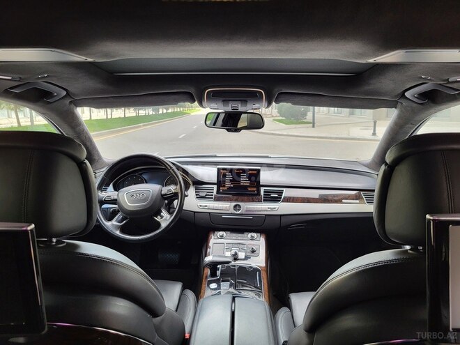 Audi A8 2013, 202,000 km - 4.0 l - Bakı