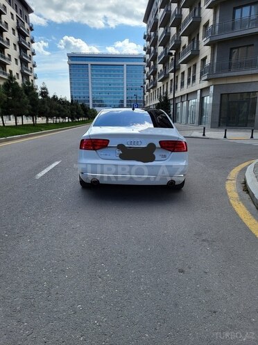 Audi A8 2013, 202,000 km - 4.0 l - Bakı