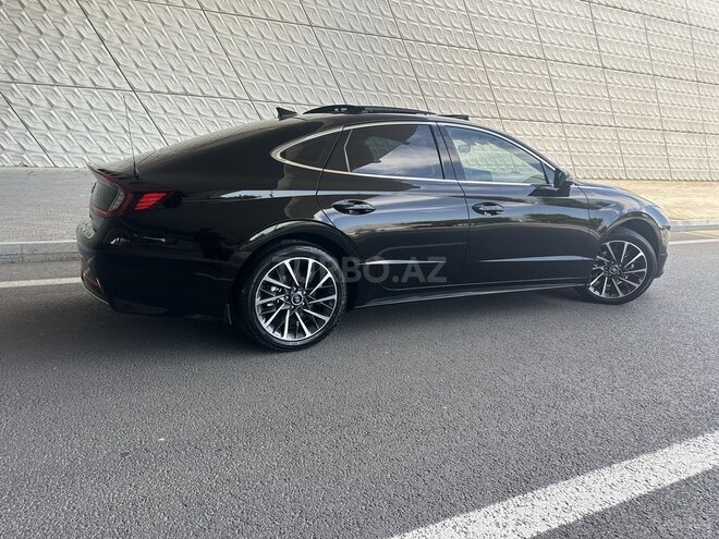 Hyundai Sonata-9