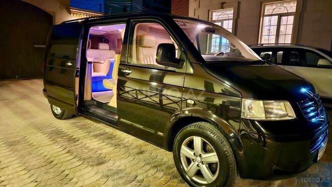 Volkswagen Multivan 2010, 97,000 km - 2.5 l - Bakı