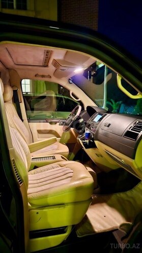 Volkswagen Multivan 2010, 97,000 km - 2.5 l - Bakı