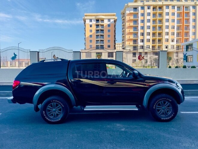 Mitsubishi L200 2008, 245,000 km - 2.5 l - Bakı