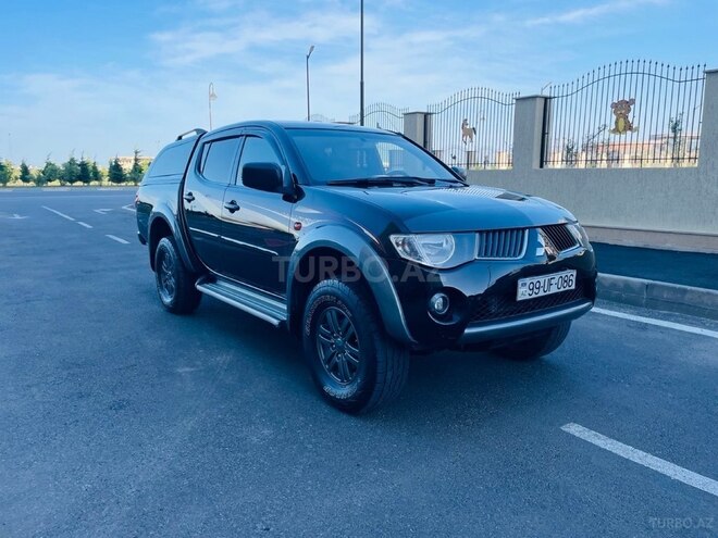 Mitsubishi L200 2008, 245,000 km - 2.5 l - Bakı