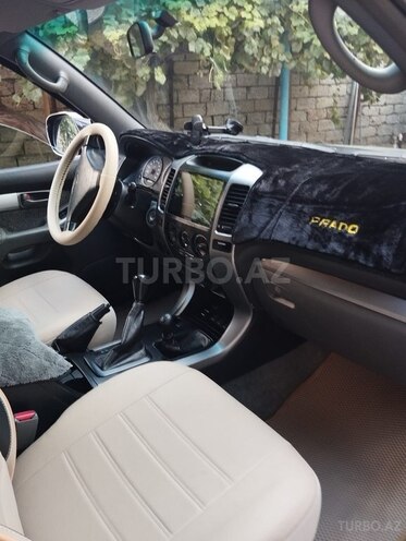 Toyota Land Cruiser Prado 2005, 230,000 km - 2.7 l - Bakı