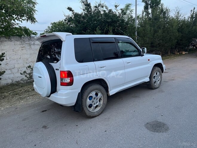 Mitsubishi Pajero io 1999, 370,000 km - 1.8 l - Quba