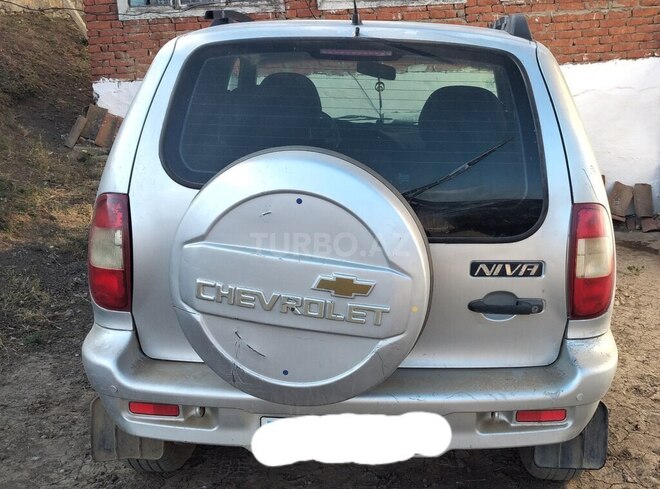 Chevrolet Niva 2006, 167,000 km - 1.8 l - Lerik