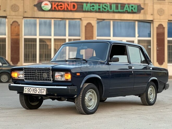 LADA (VAZ) 2107 2011, 80,000 km - 1.6 l - Salyan