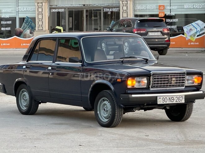LADA (VAZ) 2107 2011, 80,000 km - 1.6 l - Salyan
