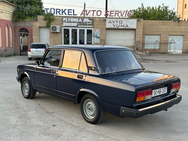 LADA (VAZ) 2107 2011, 80,000 km - 1.6 l - Salyan