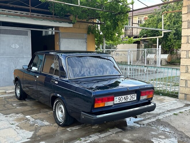 LADA (VAZ) 2107 2011, 80,000 km - 1.6 l - Salyan