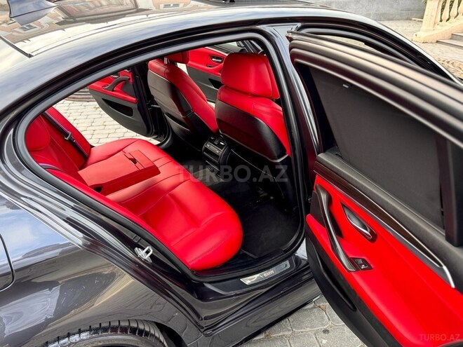 BMW 528 2014, 114,000 km - 2.0 l - Gəncə