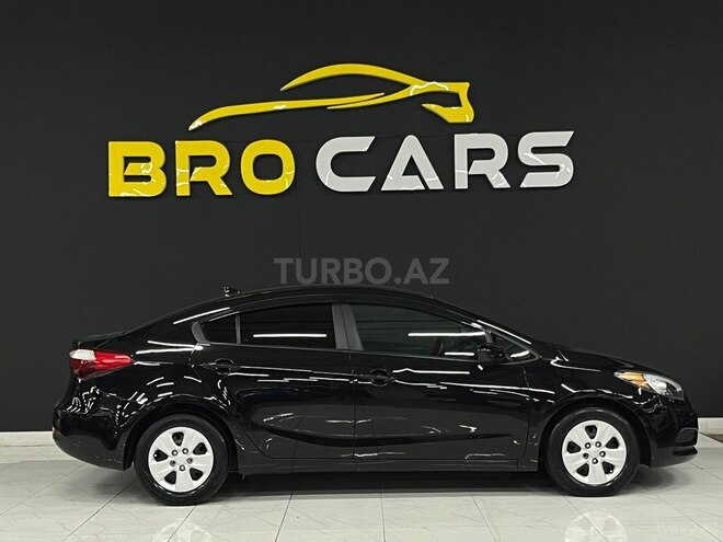 Kia Cerato-5