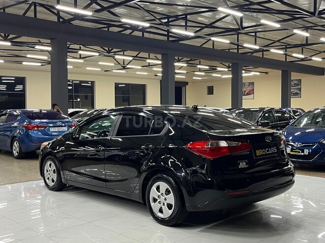 Kia Cerato-12
