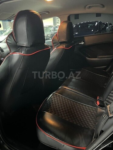 Kia Cerato-11