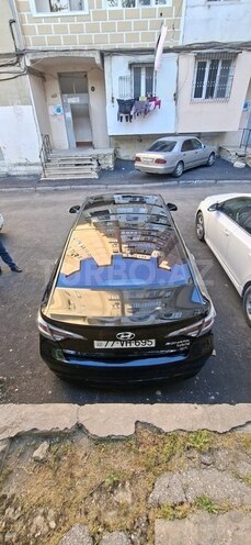 Hyundai Sonata-5