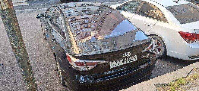 Hyundai Sonata-6