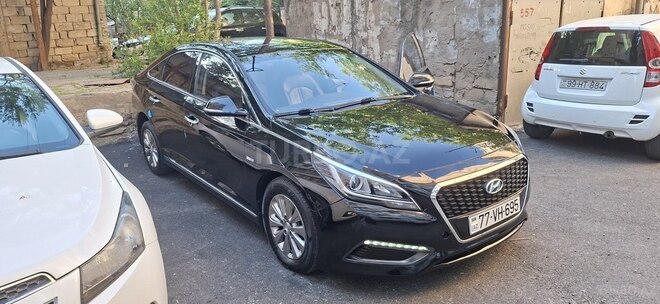 Hyundai Sonata-8