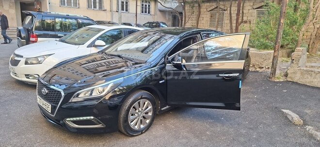 Hyundai Sonata-7