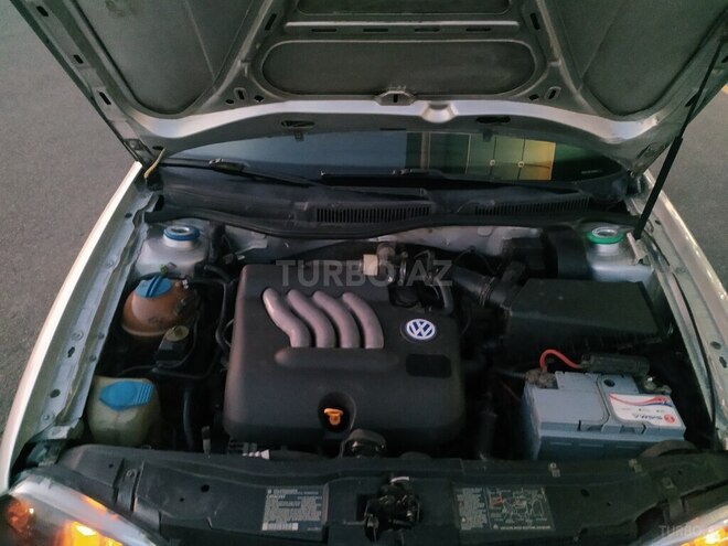 Volkswagen Golf 2001, 294,000 km - 2.0 l - Mingəçevir
