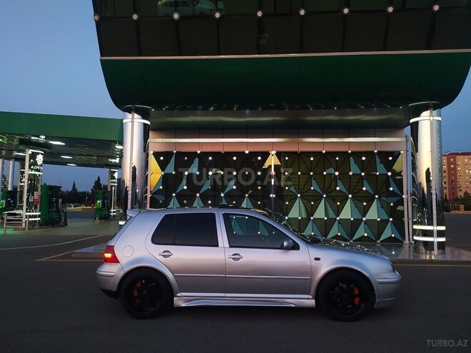 Volkswagen Golf 2001, 294,000 km - 2.0 l - Mingəçevir