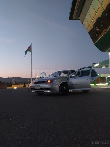 Volkswagen Golf 2001, 294,000 km - 2.0 l - Mingəçevir