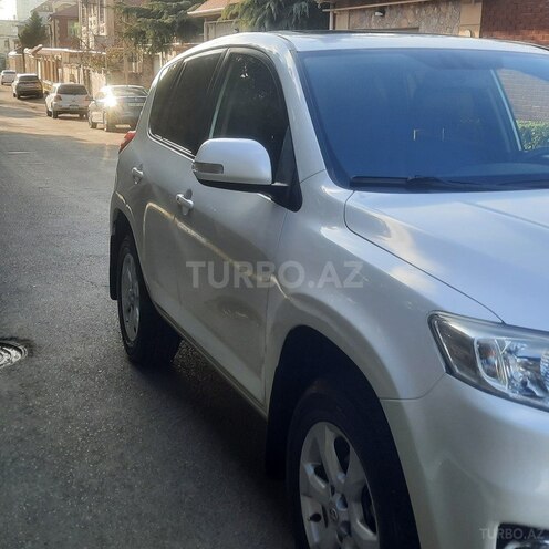 Toyota RAV4 2011, 97,000 km - 2.0 l - Bakı
