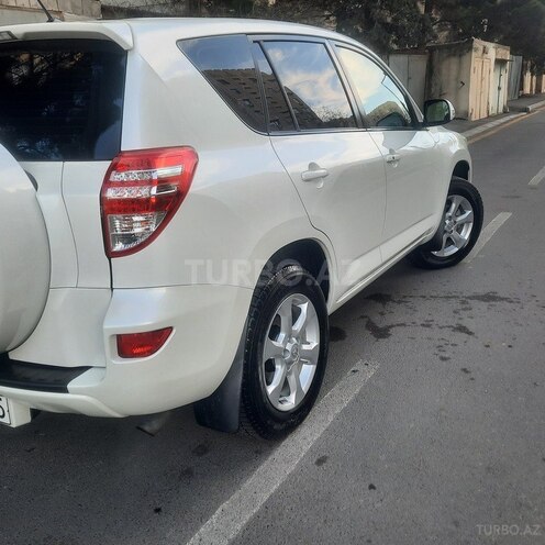 Toyota RAV4 2011, 97,000 km - 2.0 l - Bakı