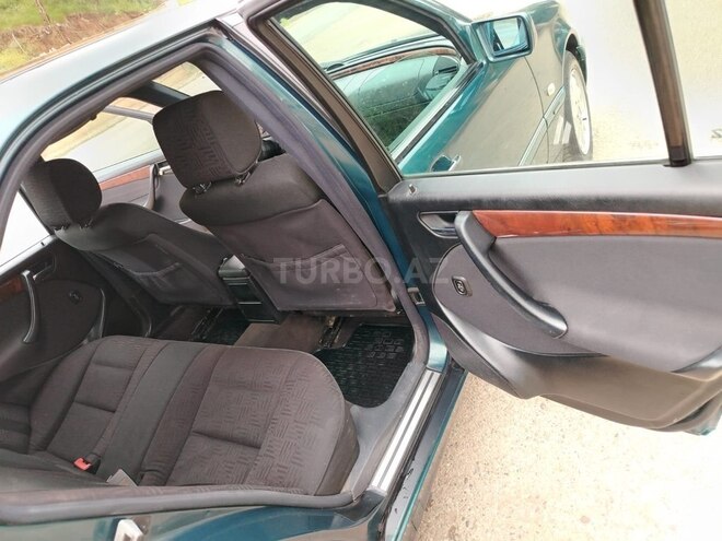 Mercedes C 200 1998, 258,000 km - 2.0 l - Bakı