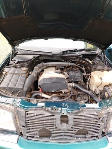 Mercedes C 200 1998, 258,000 km - 2.0 l - Bakı