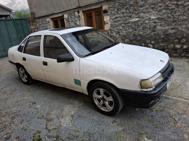 Opel Vectra 1990, 259,000 km - 1.6 l - Bakı