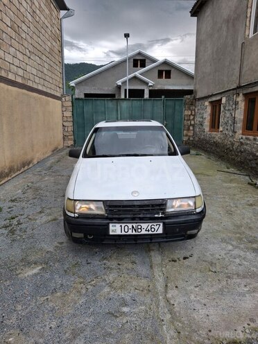 Opel Vectra 1990, 259,000 km - 1.6 l - Bakı