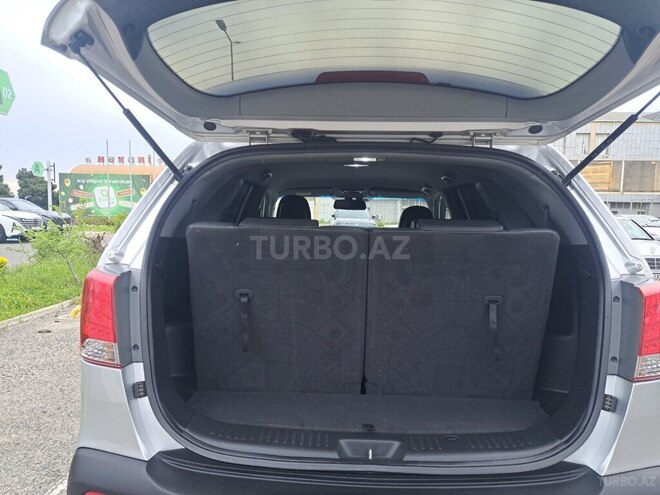 Kia Sorento-17