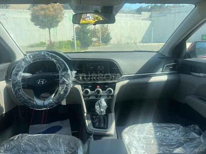 Hyundai Elantra 2018, 95,000 km - 2.0 л - Bakı
