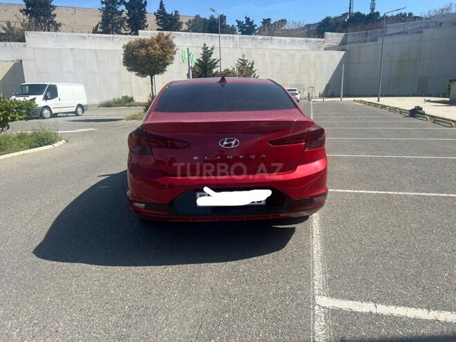 Hyundai Elantra 2018, 95,000 km - 2.0 л - Bakı