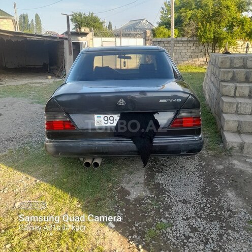 Mercedes E 200 1990, 125,000 km - 2.0 l - Bərdə