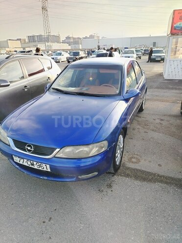Opel Vectra 1999, 210,000 km - 1.6 l - Bakı